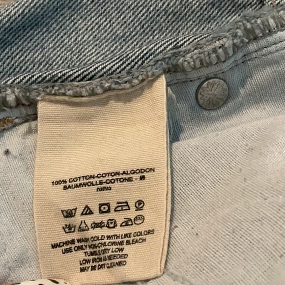 We The Free Hallie Women’s Midstone Blue Denim Distressed Mini Skirt Size 29 - Picture 6 of 6